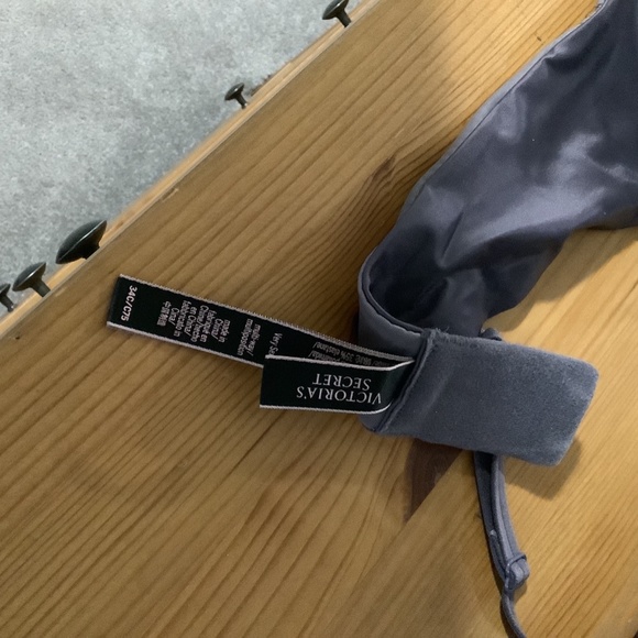 Victoria Secret bra - Picture 3 of 3